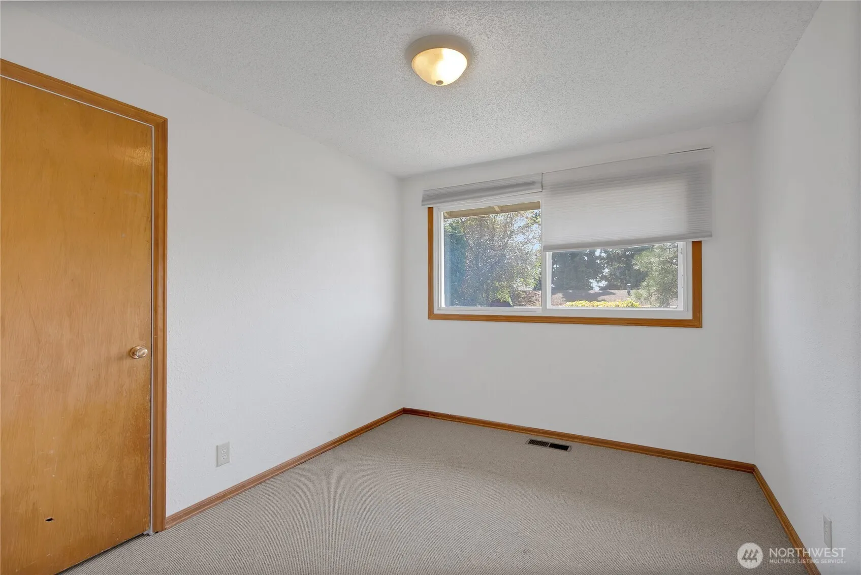 2404 S 249th Place , Kent, WA 98032
