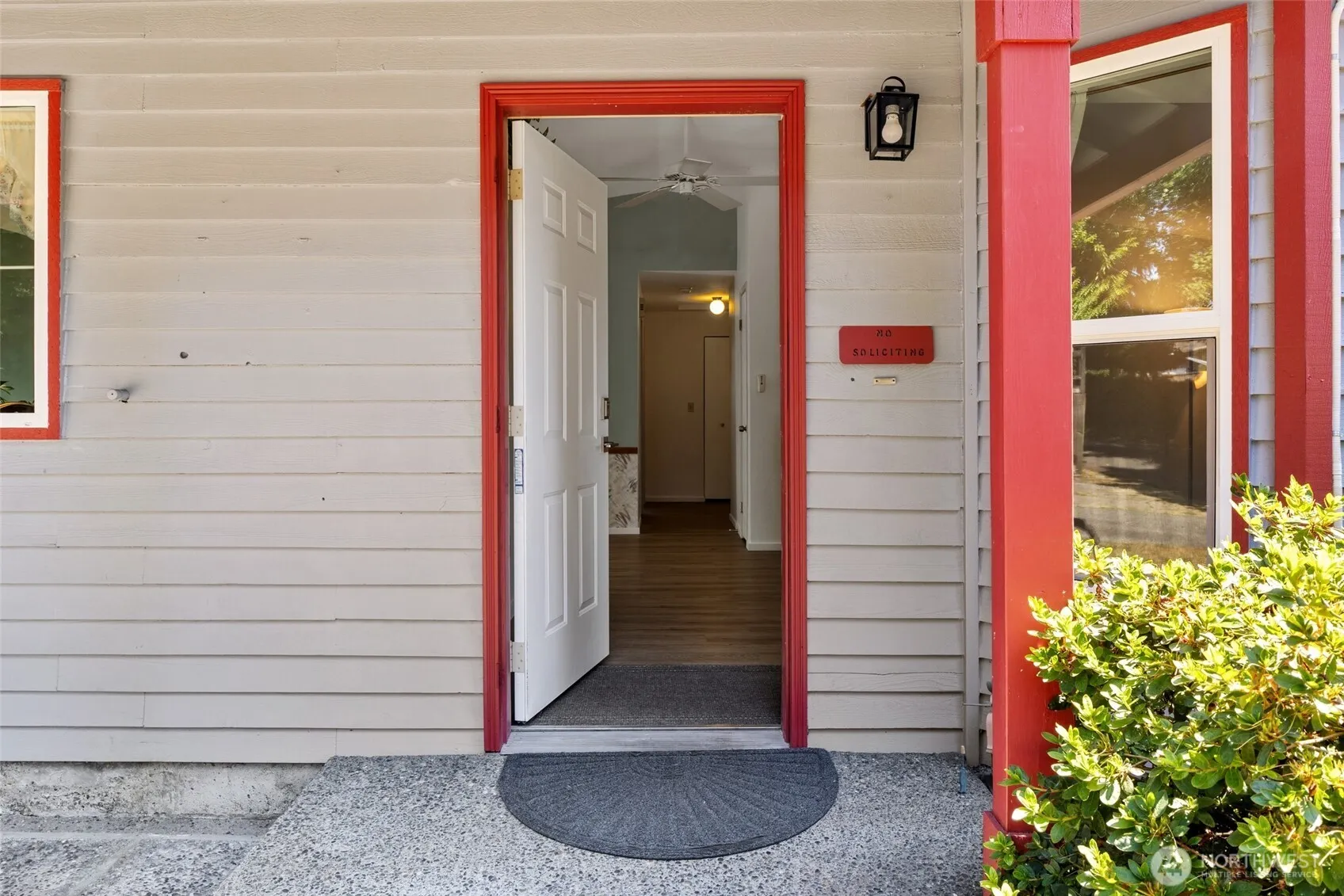 8003 NE 145th Street , Kirkland, WA 98034