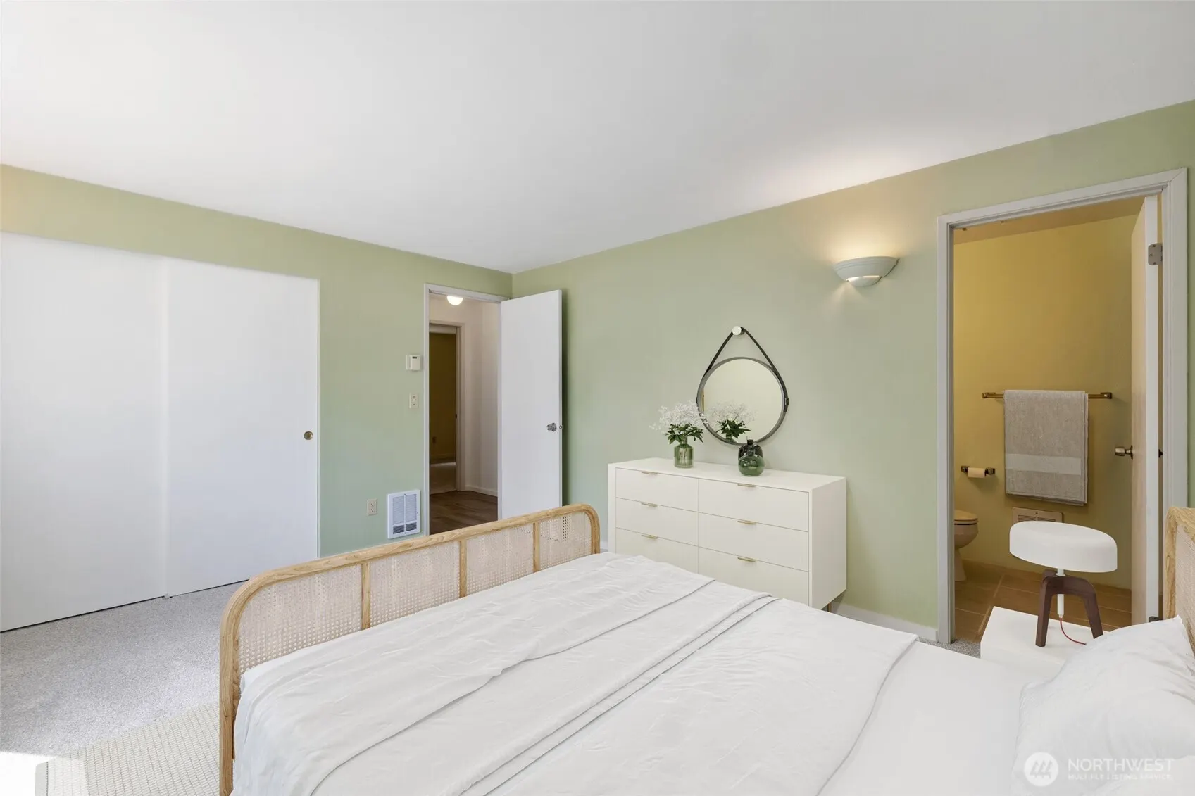 8003 NE 145th Street , Kirkland, WA 98034