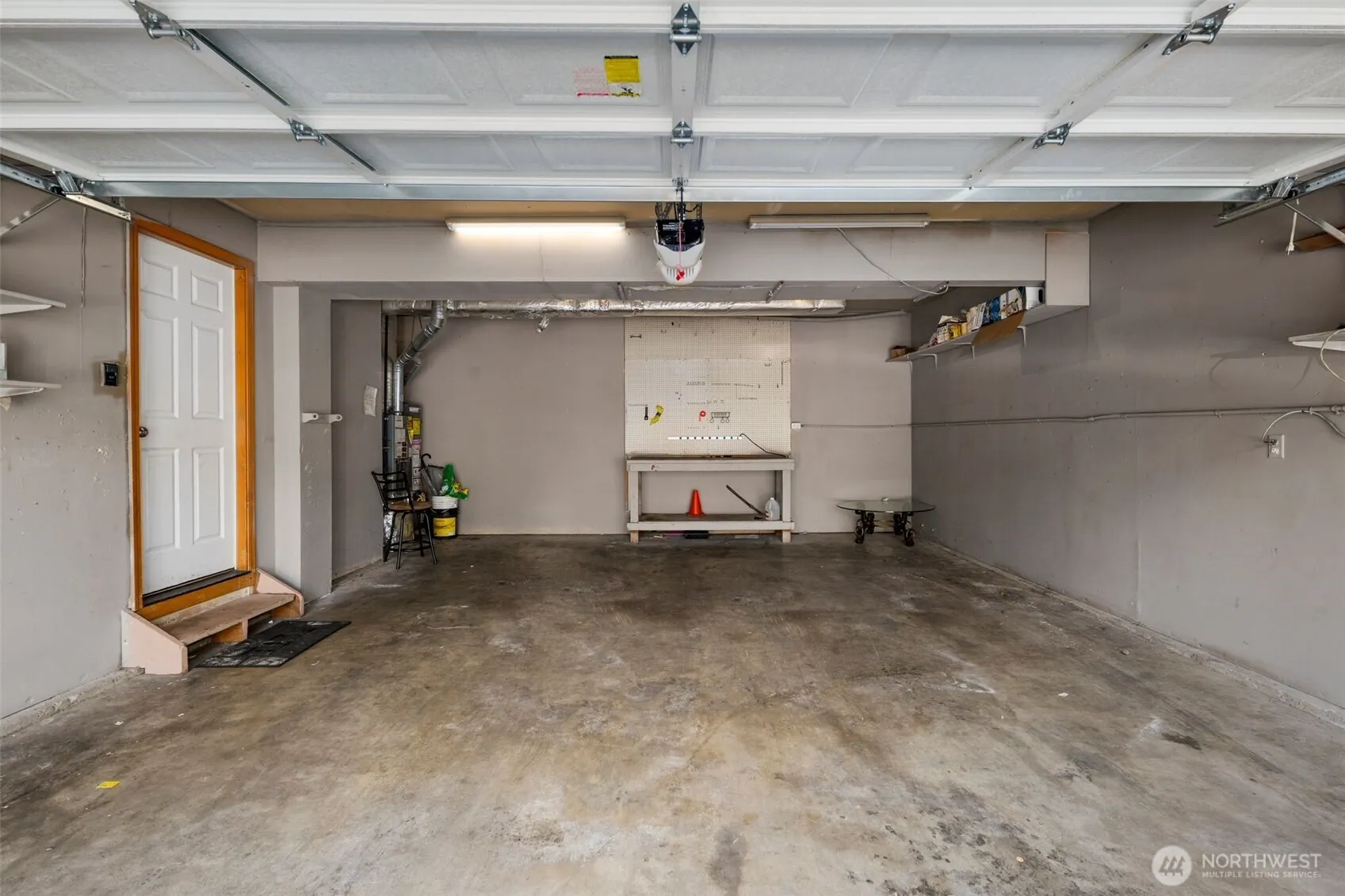 18920 21st Avenue West , Lynnwood, WA 98036