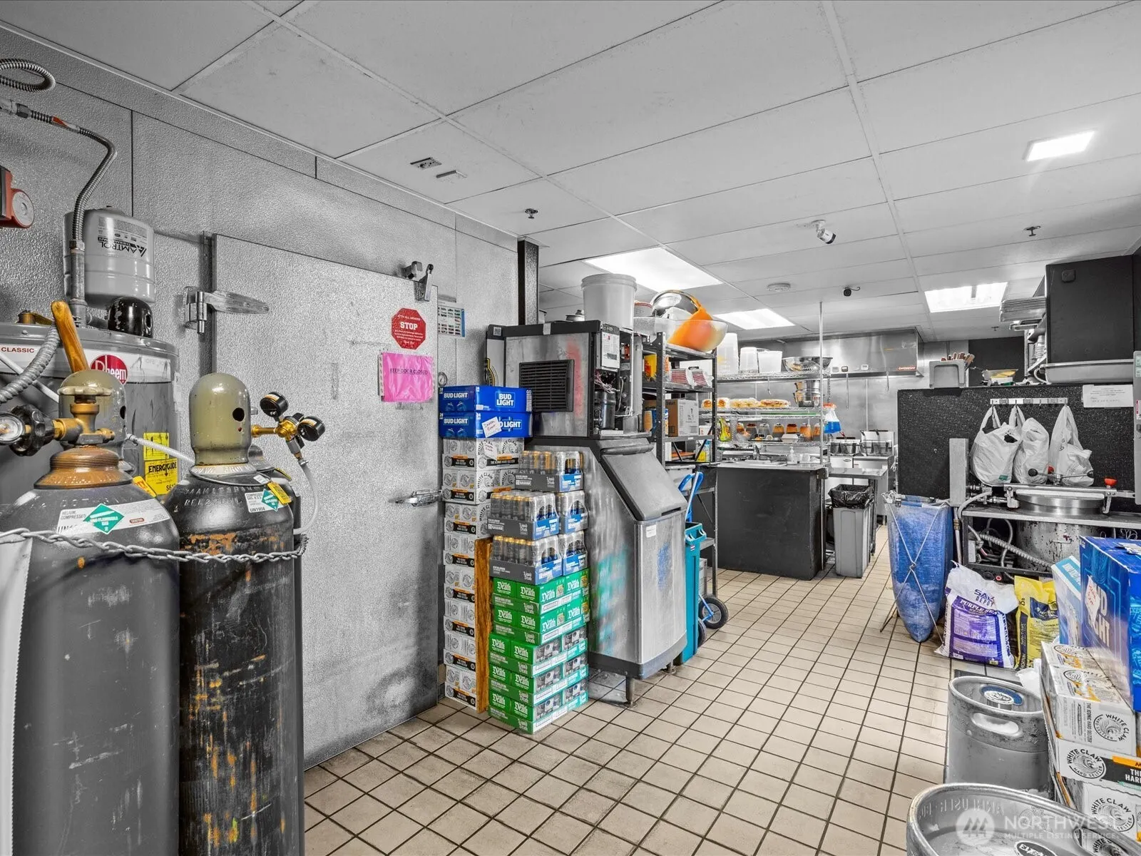 14417 124th Avenue NE, Kirkland, WA 98034-4801
