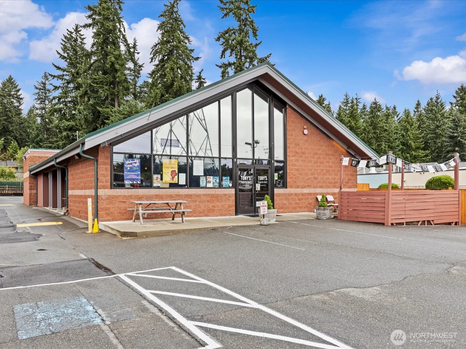 14417 124th Avenue NE, Kirkland, WA 98034-4801