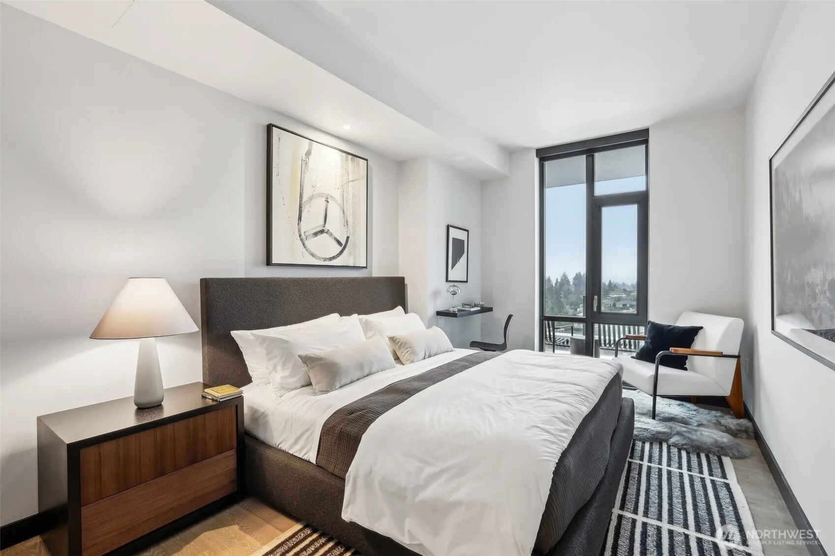 889 Avenue Square NE #503, Bellevue, WA 98004