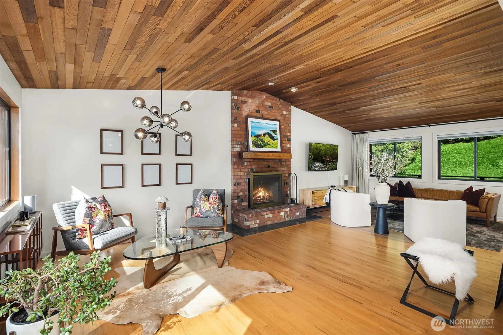 6701 277th Way SE , Issaquah, WA 98027