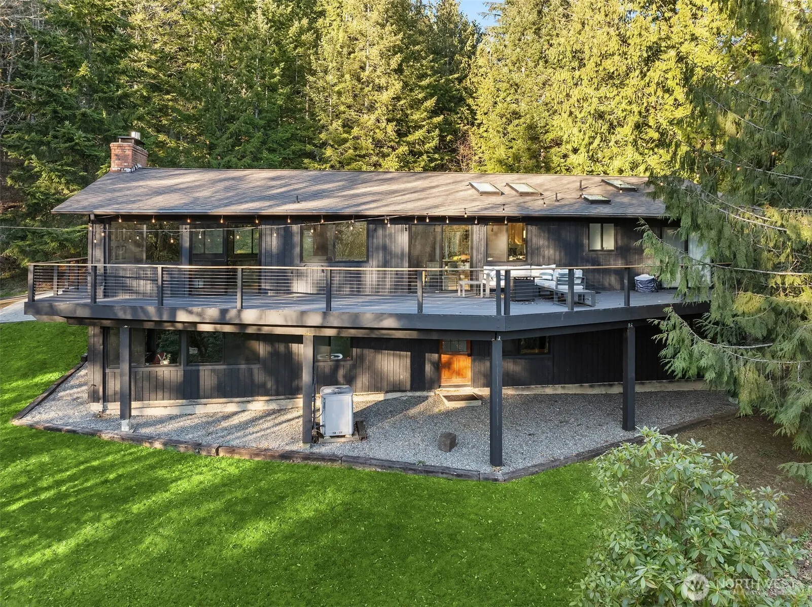 6701 277th Way SE , Issaquah, WA 98027