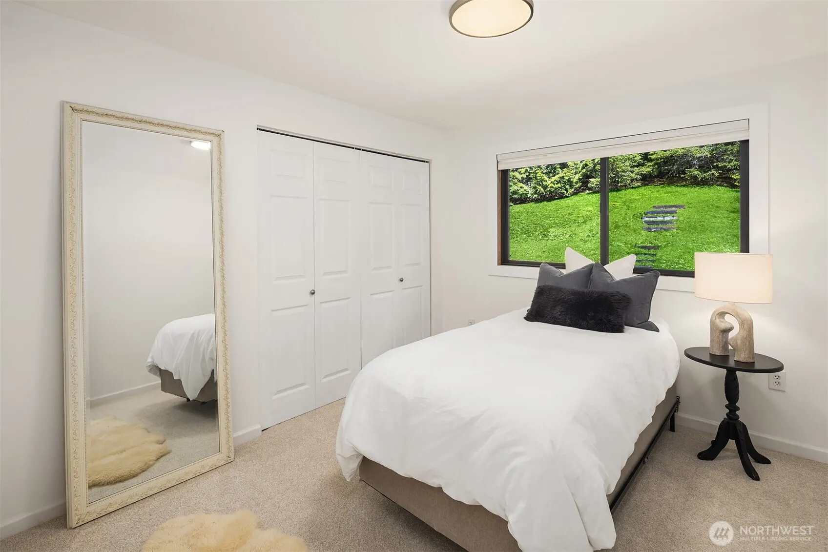 6701 277th Way SE , Issaquah, WA 98027