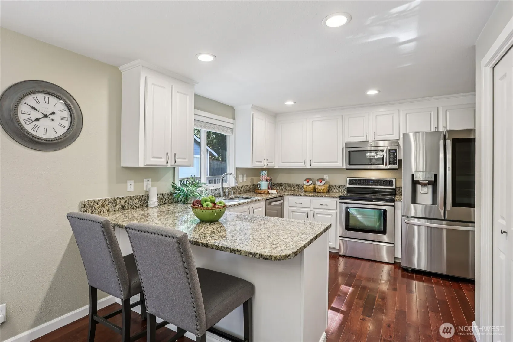 23629 7th Avenue W, Bothell, WA 98021