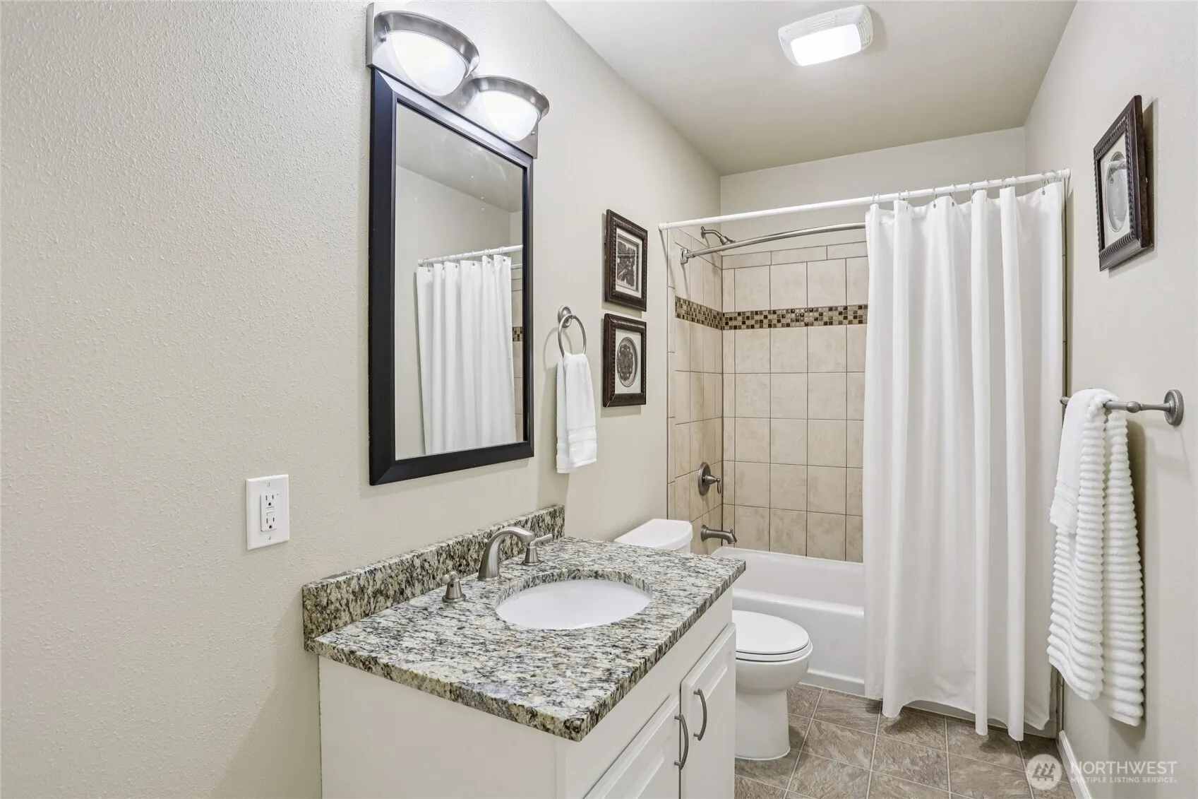 23629 7th Avenue W, Bothell, WA 98021
