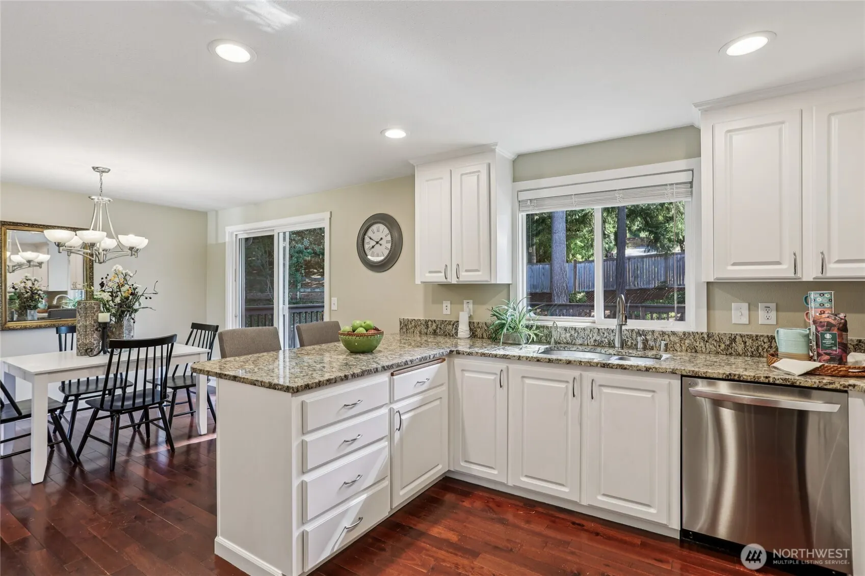 23629 7th Avenue W, Bothell, WA 98021