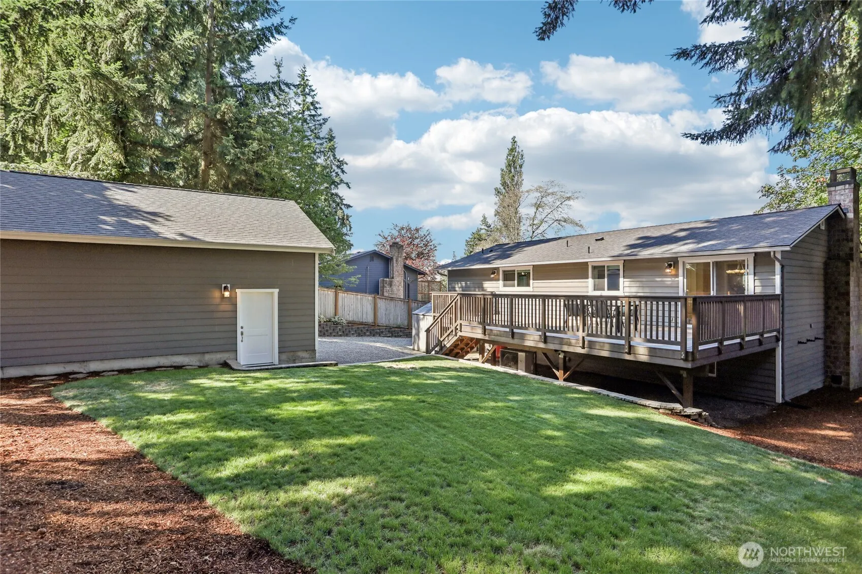 23629 7th Avenue W, Bothell, WA 98021