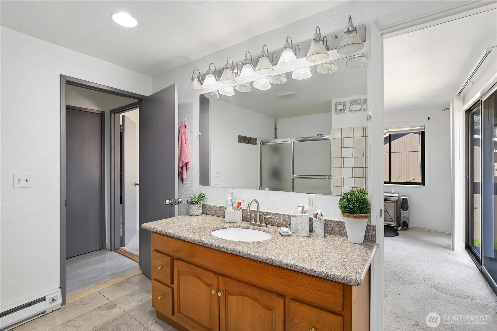 13407 SE 209th Street , Kent, WA 98042