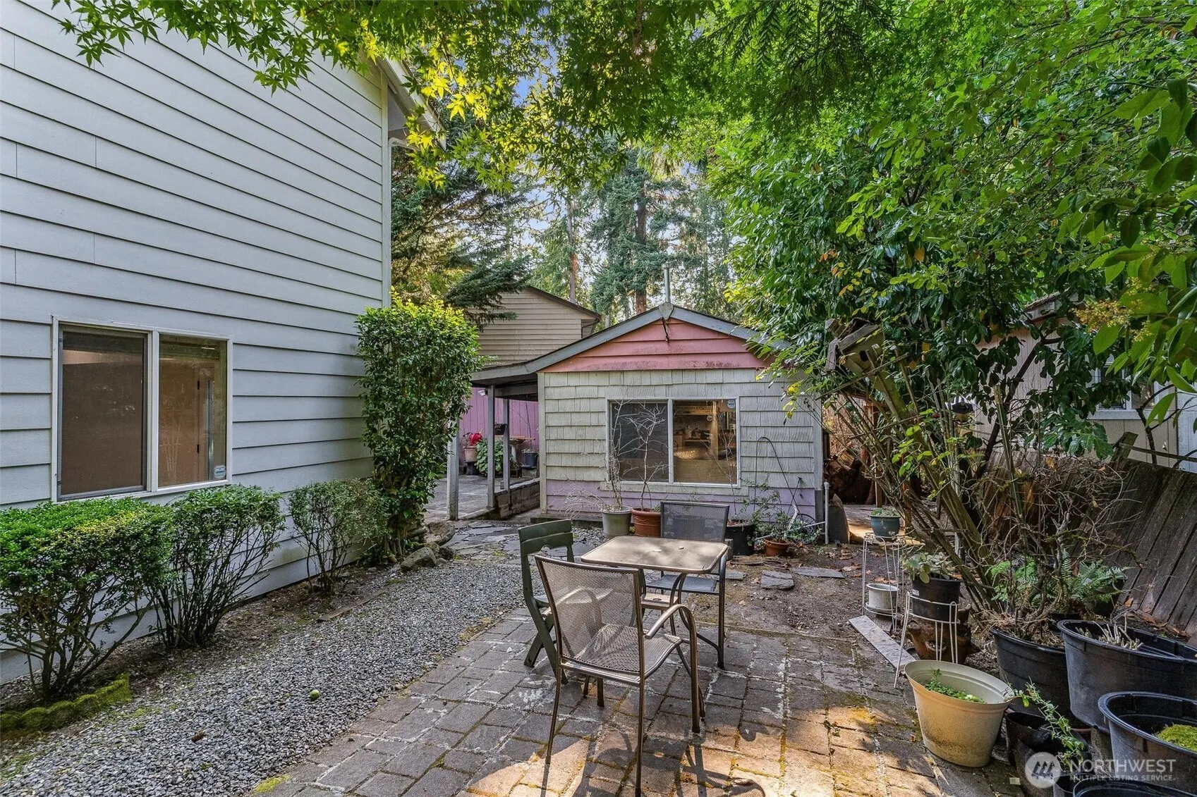 16576 NE 97th Place , Redmond, WA 98052-3166