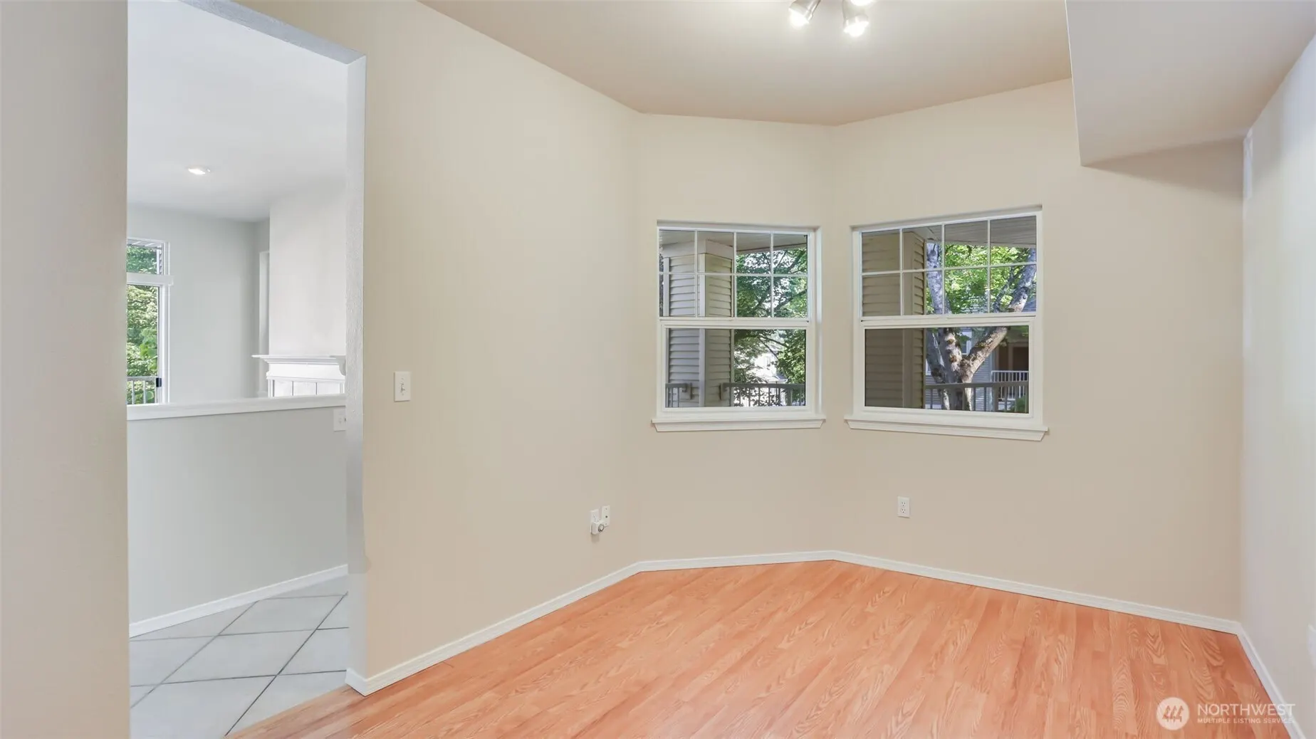 425 S 46th Place #E, Renton, WA 98055