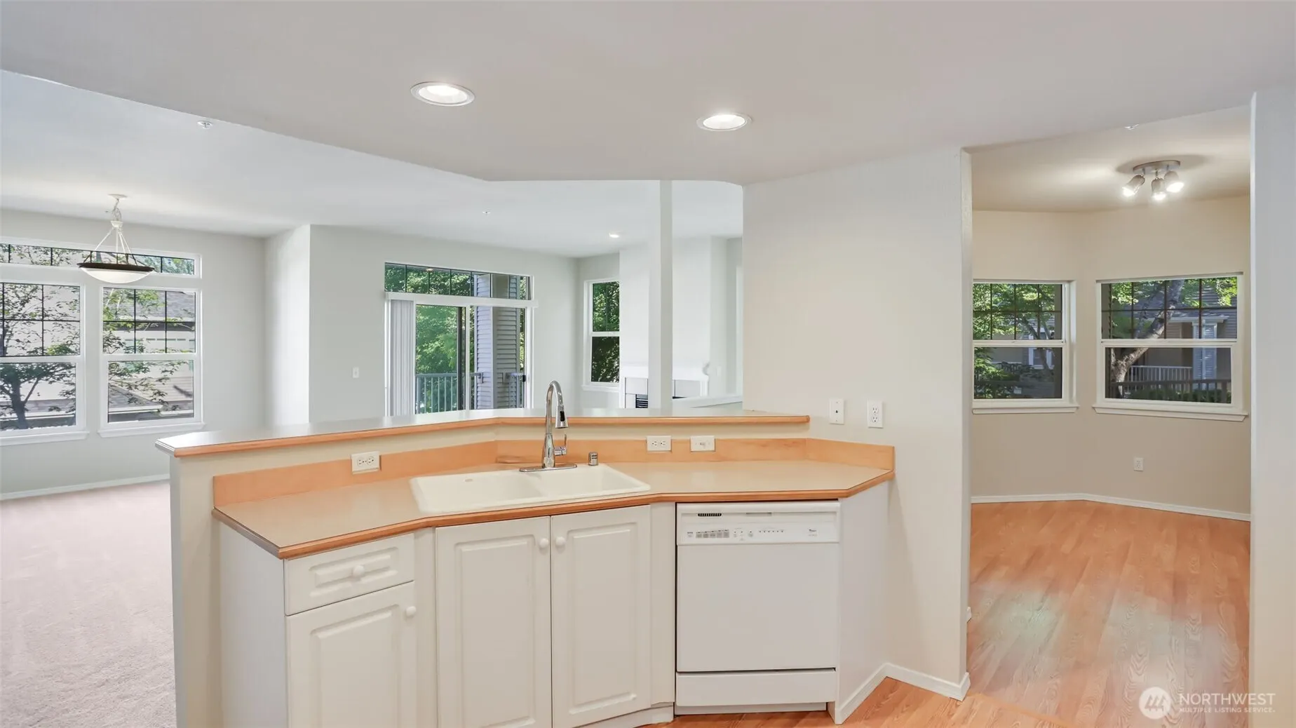 425 S 46th Place #E, Renton, WA 98055