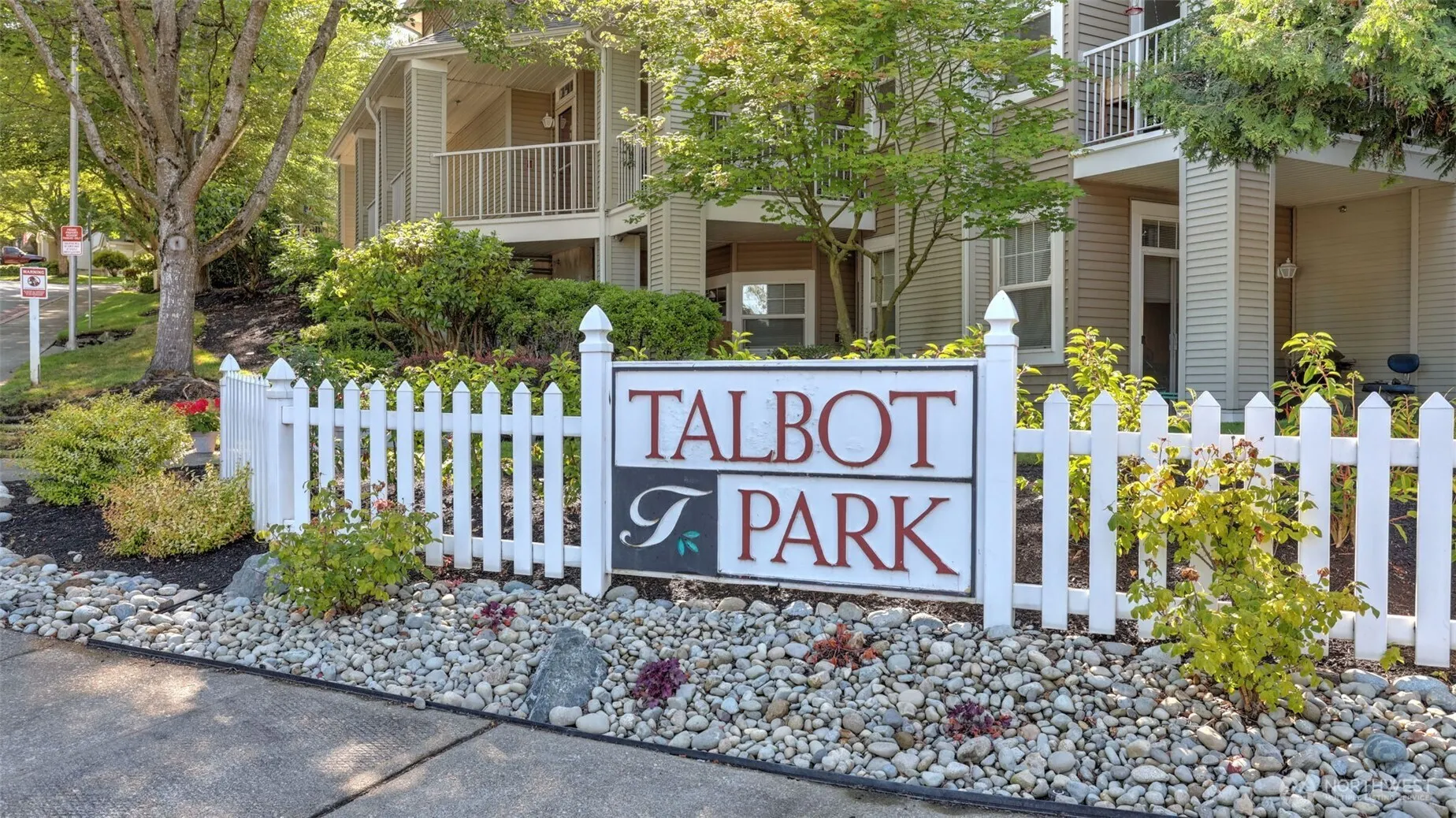 425 S 46th Place #E, Renton, WA 98055