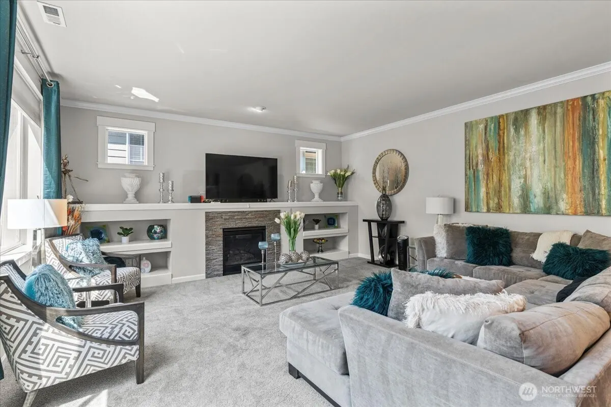 767 Lyons Avenue NE, Renton, WA 98059