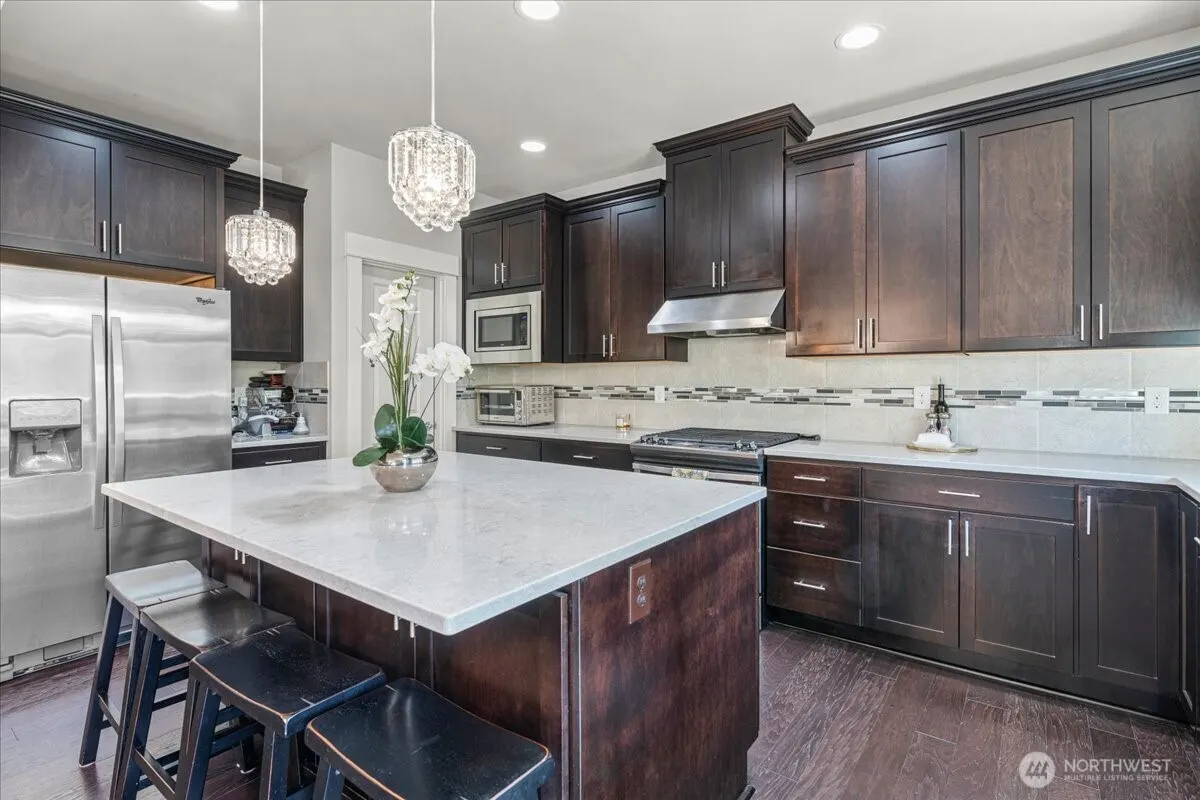 767 Lyons Avenue NE, Renton, WA 98059