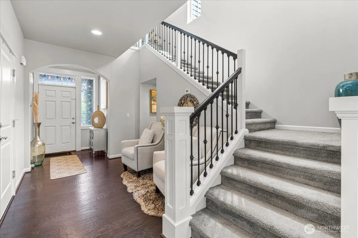 767 Lyons Avenue NE, Renton, WA 98059