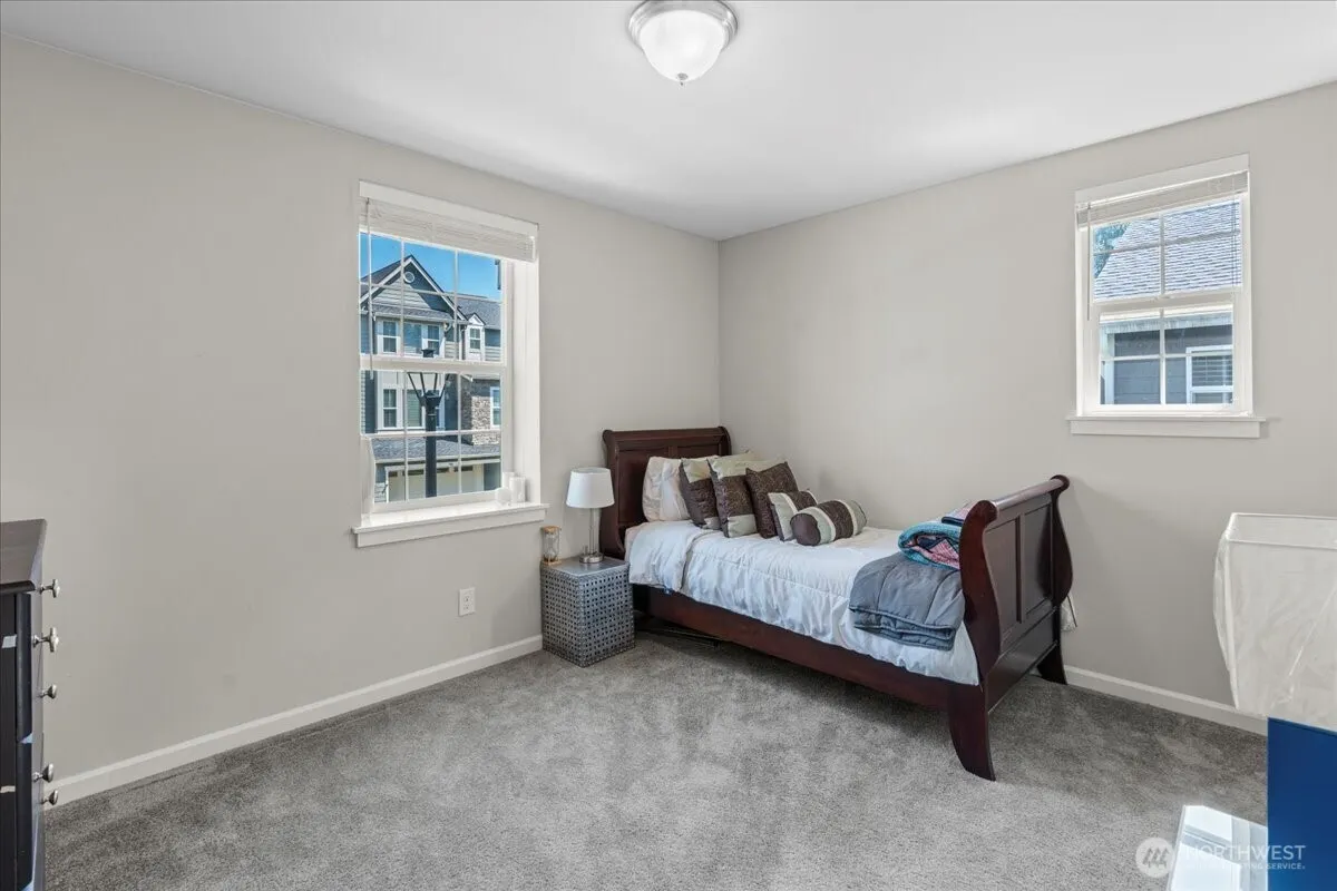 767 Lyons Avenue NE, Renton, WA 98059