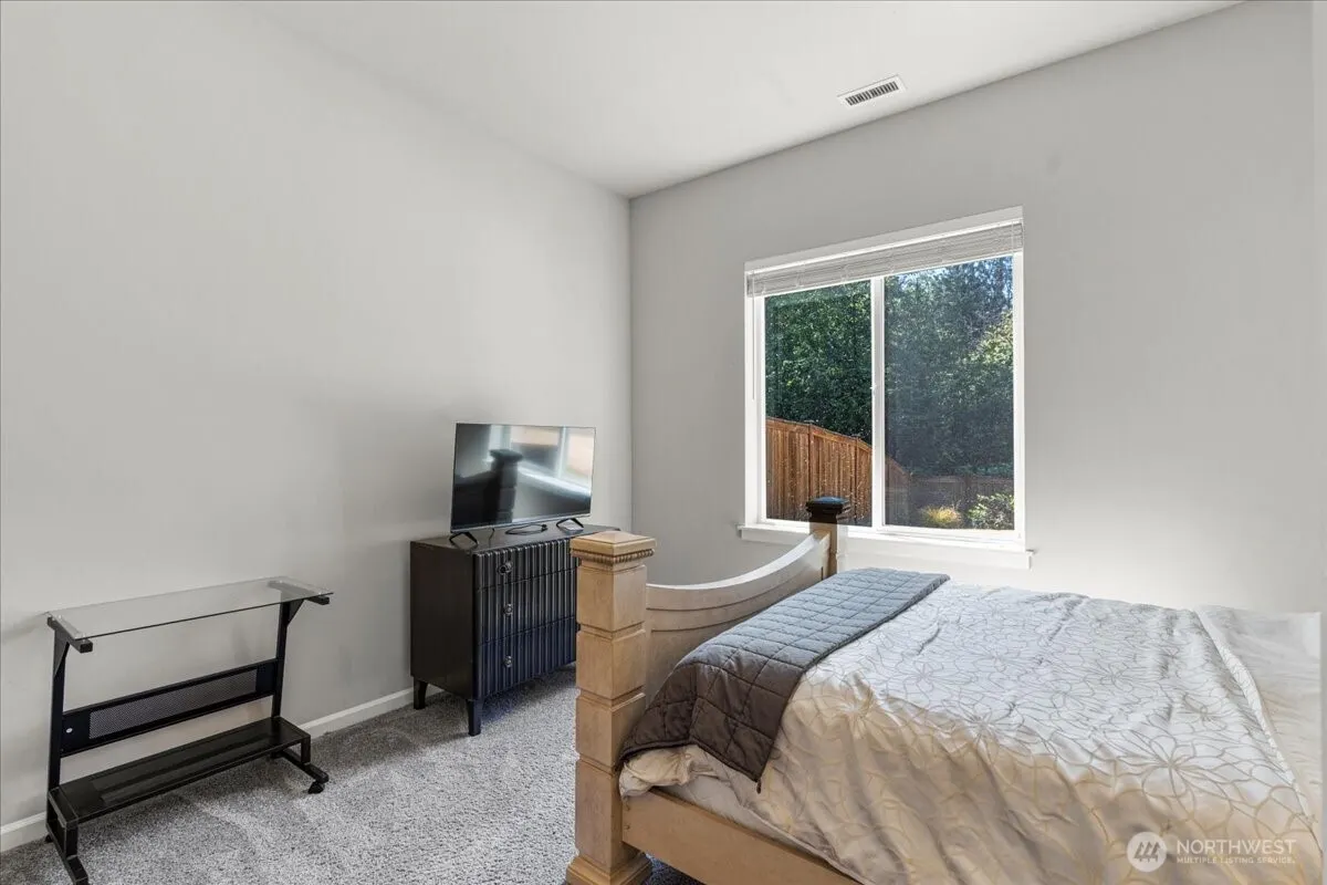 767 Lyons Avenue NE, Renton, WA 98059