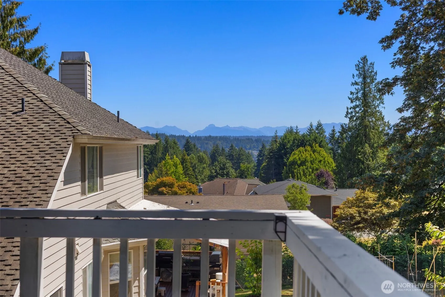 13941 NE 85th Street , Redmond, WA 98052