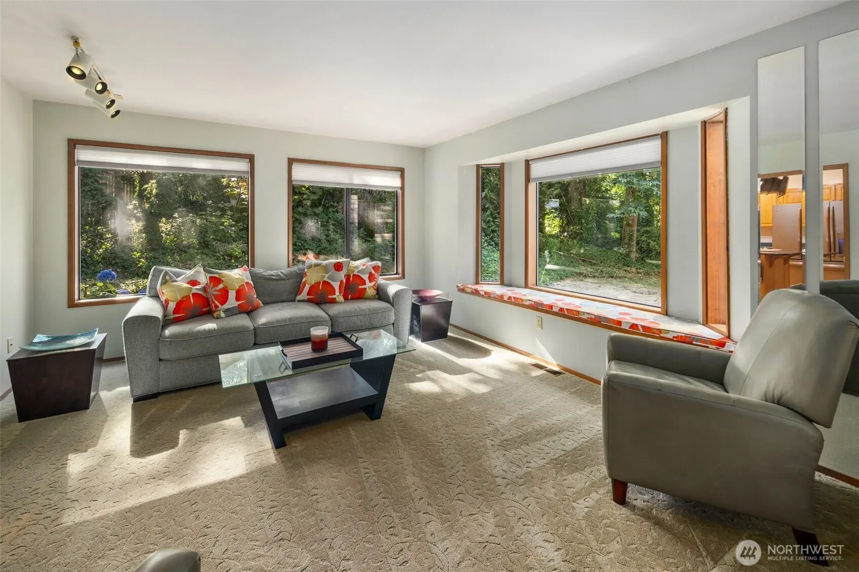 13941 NE 85th Street , Redmond, WA 98052