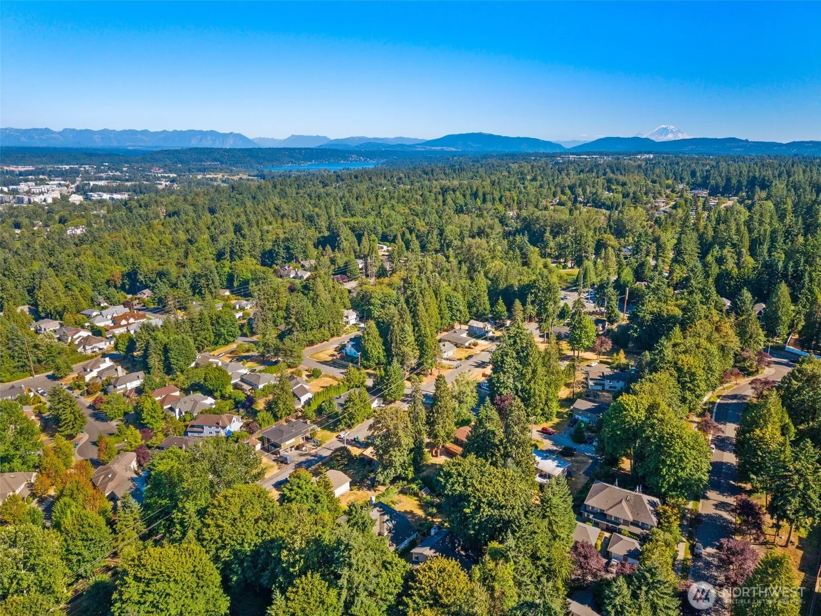 13941 NE 85th Street , Redmond, WA 98052