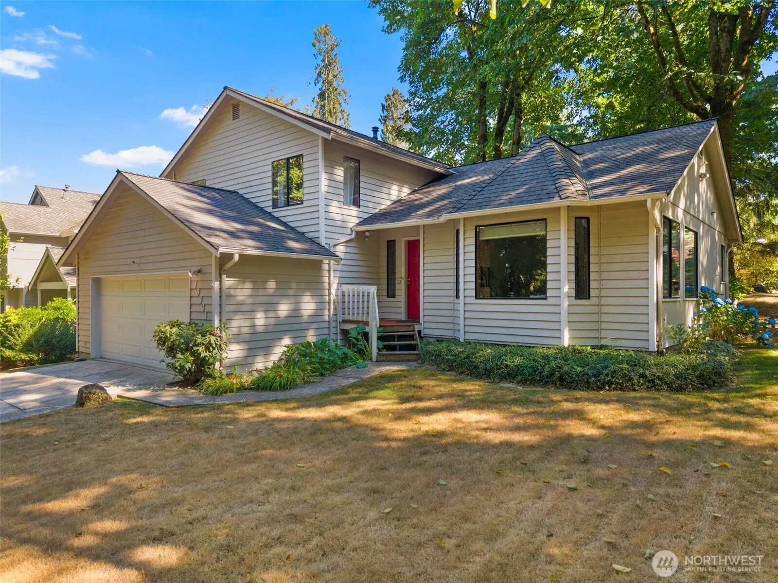 13941 NE 85th Street , Redmond, WA 98052