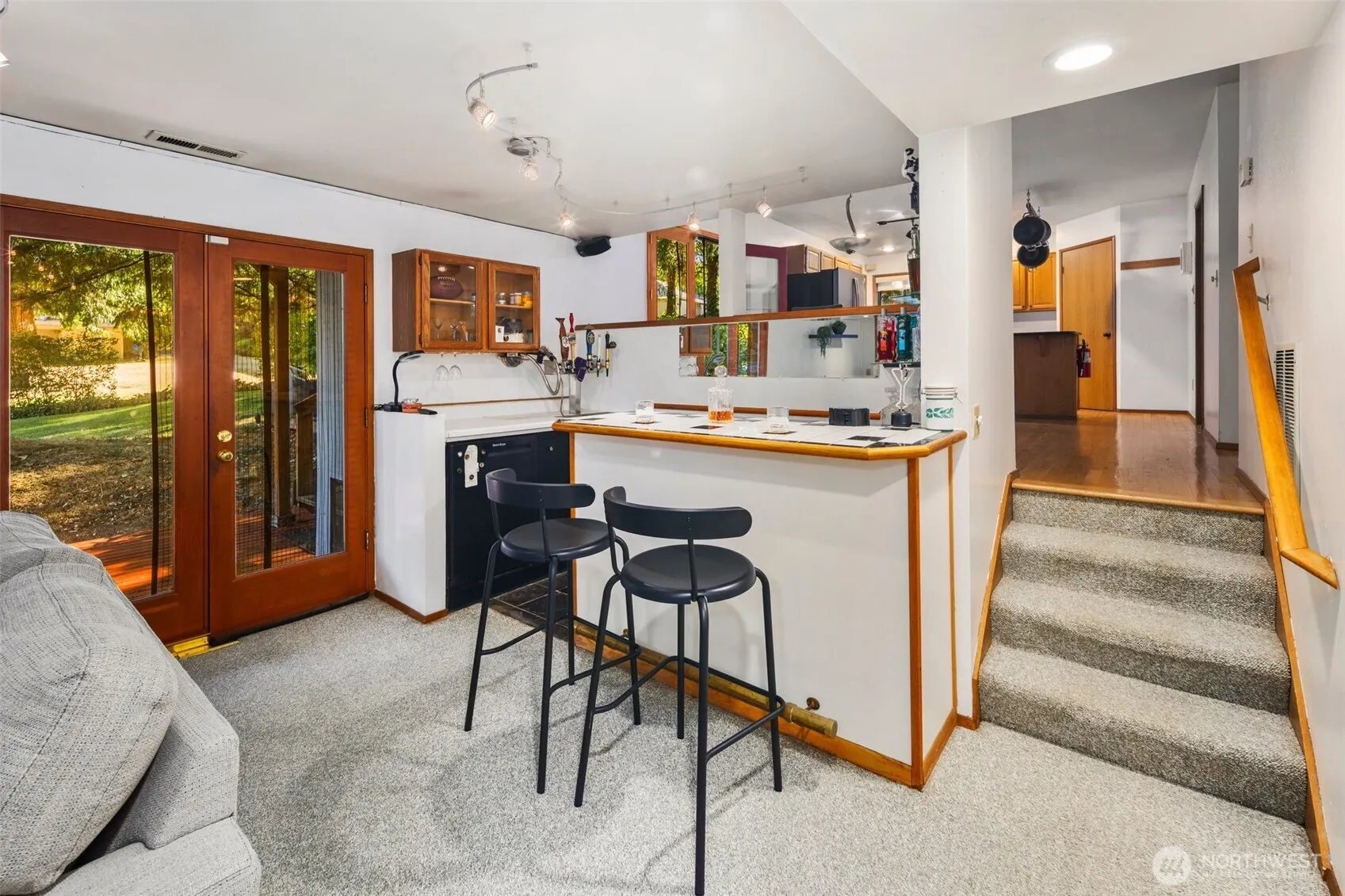 13941 NE 85th Street , Redmond, WA 98052