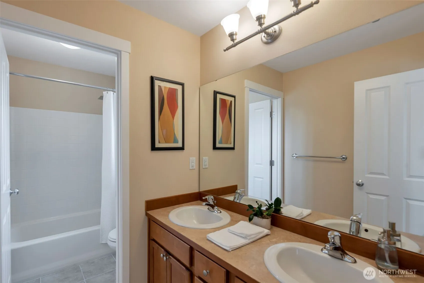 5120 S 214th Way , Kent, WA 98032