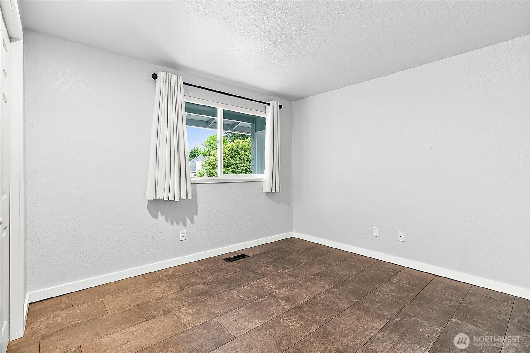 13228 SE 247th Street , Kent, WA 98042