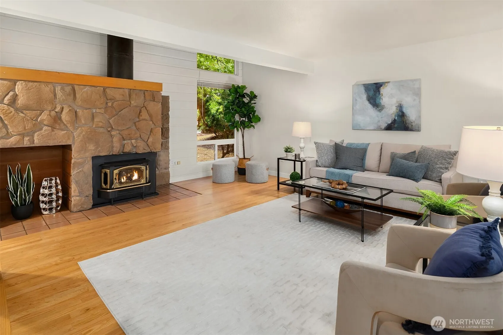 6423 156th Place NE, Redmond, WA 98052