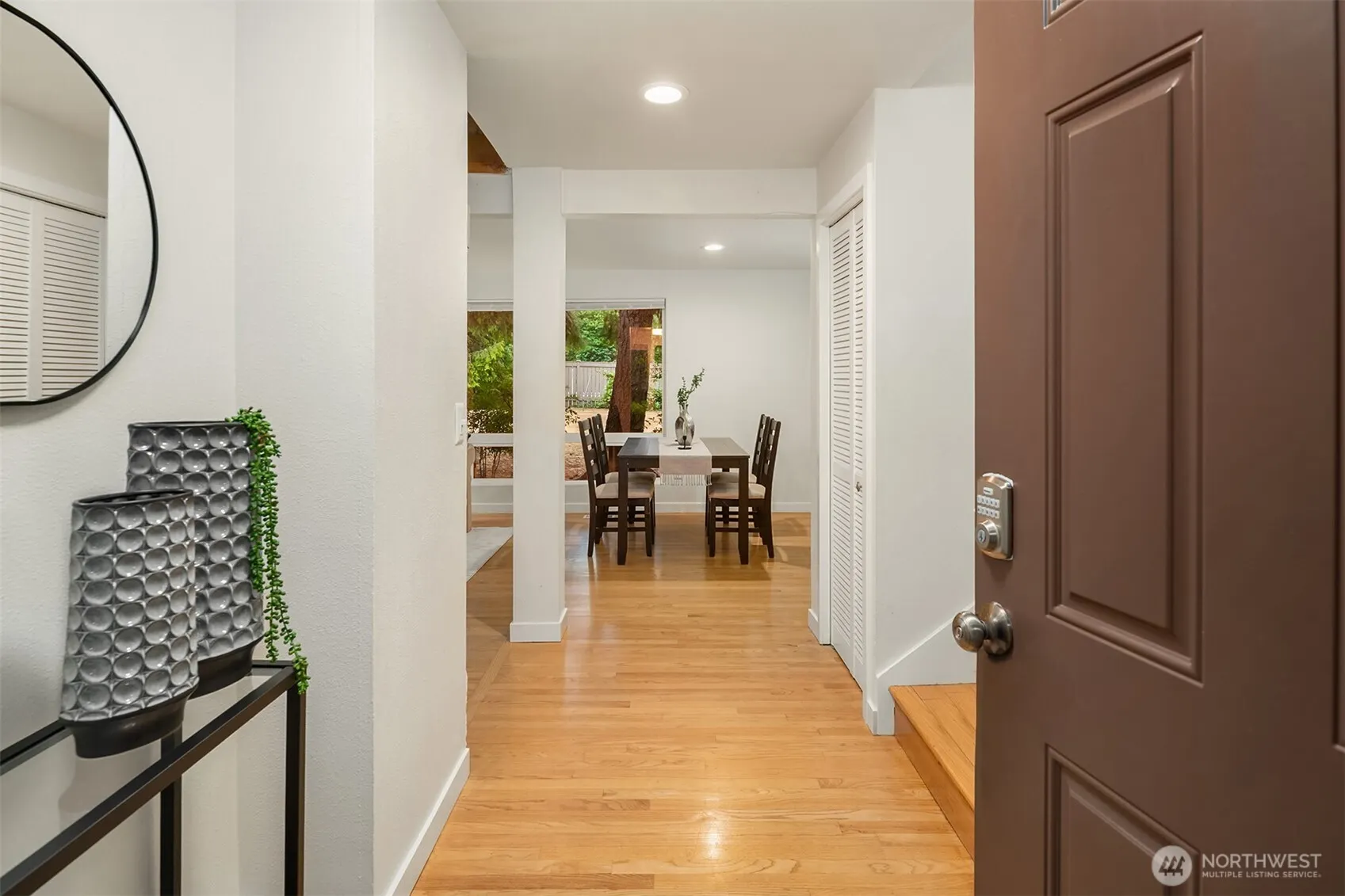 6423 156th Place NE, Redmond, WA 98052