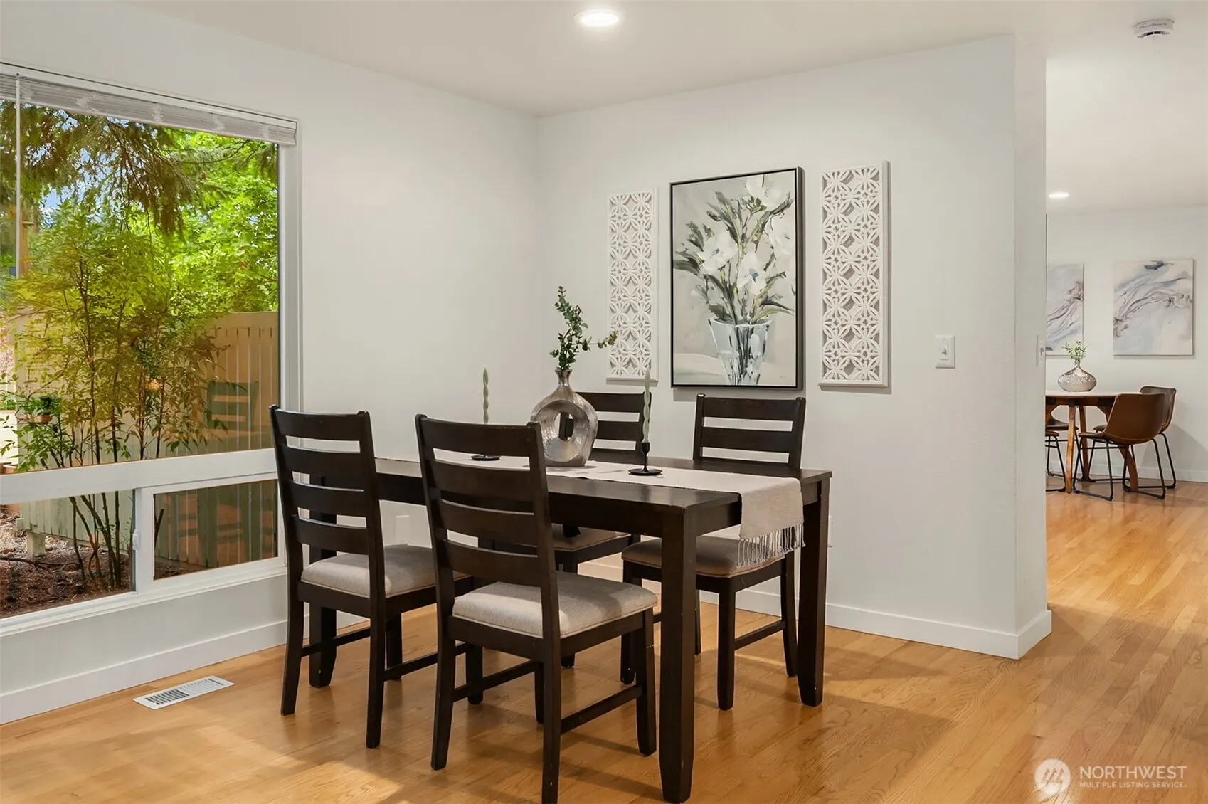 6423 156th Place NE, Redmond, WA 98052