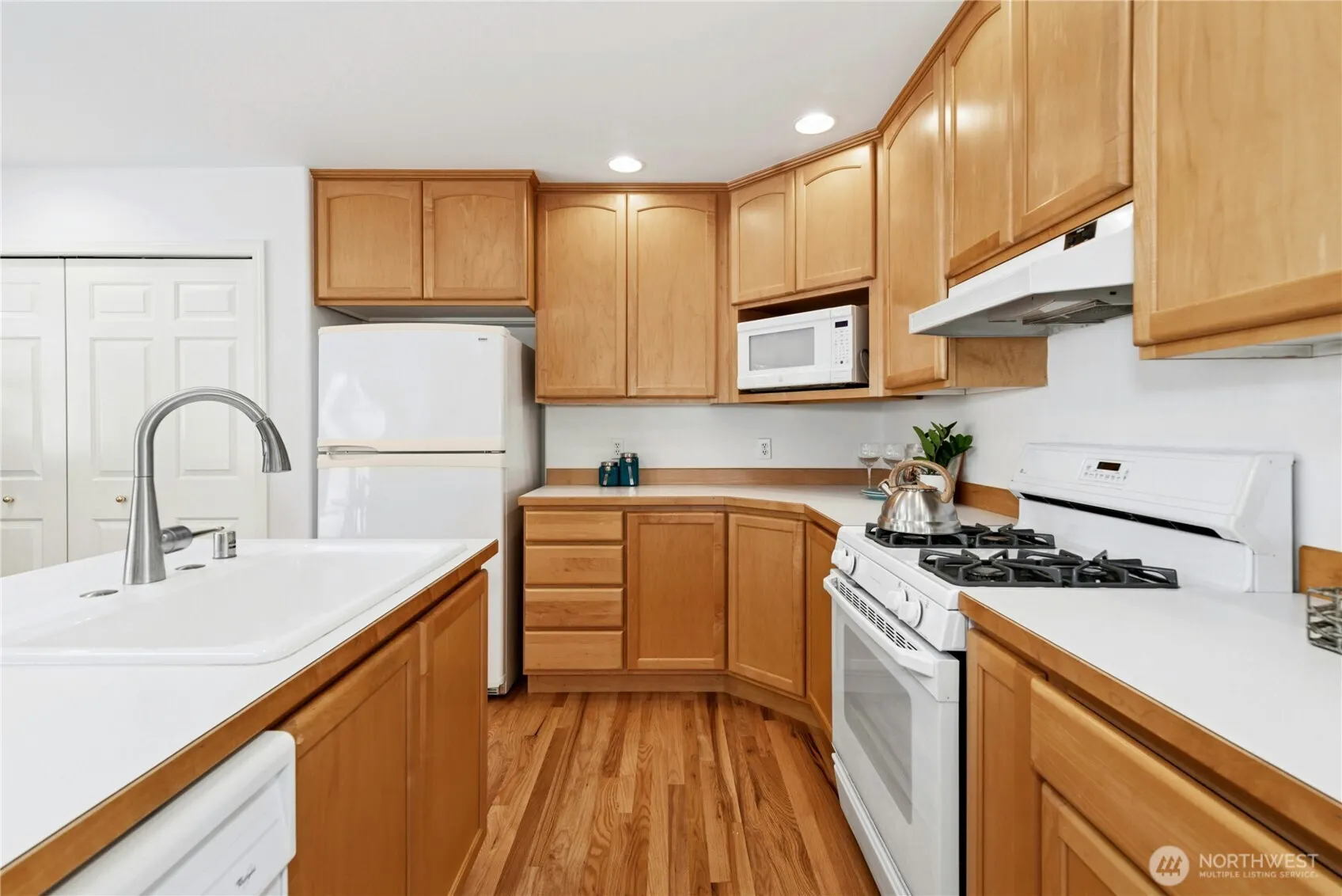 23621 7th Avenue W, Bothell, WA 98021