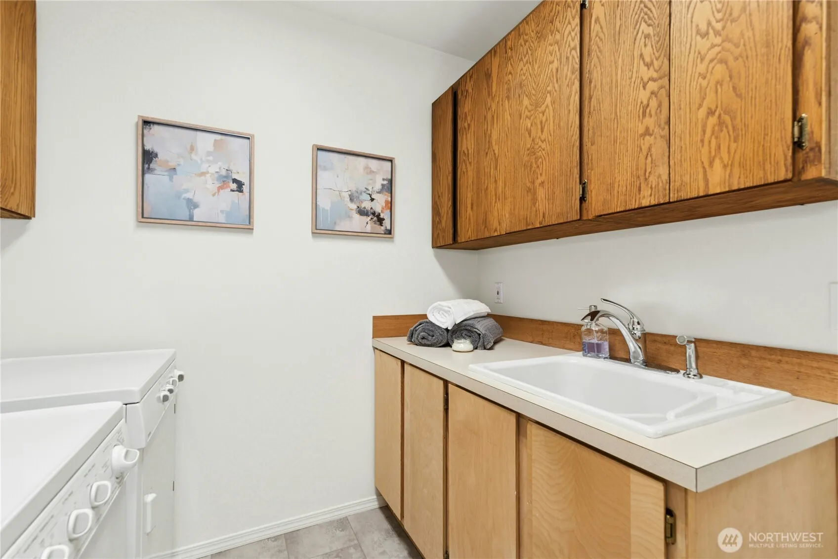 23621 7th Avenue W, Bothell, WA 98021