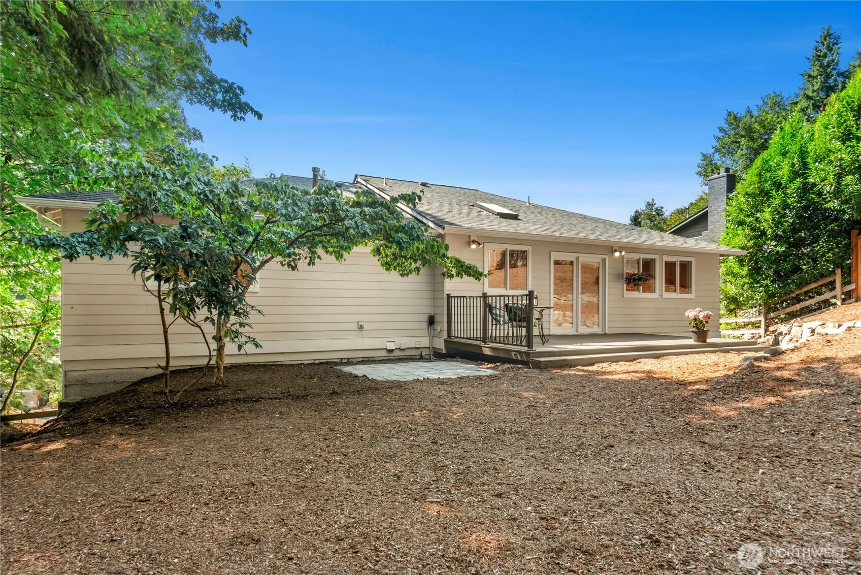 23621 7th Avenue W, Bothell, WA 98021