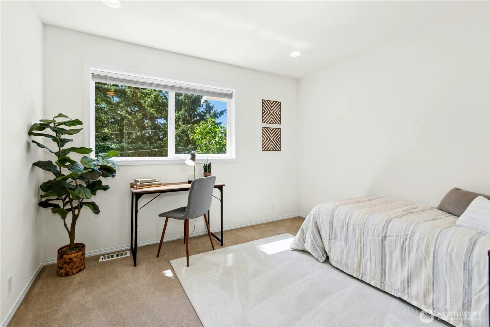 23621 7th Avenue W, Bothell, WA 98021