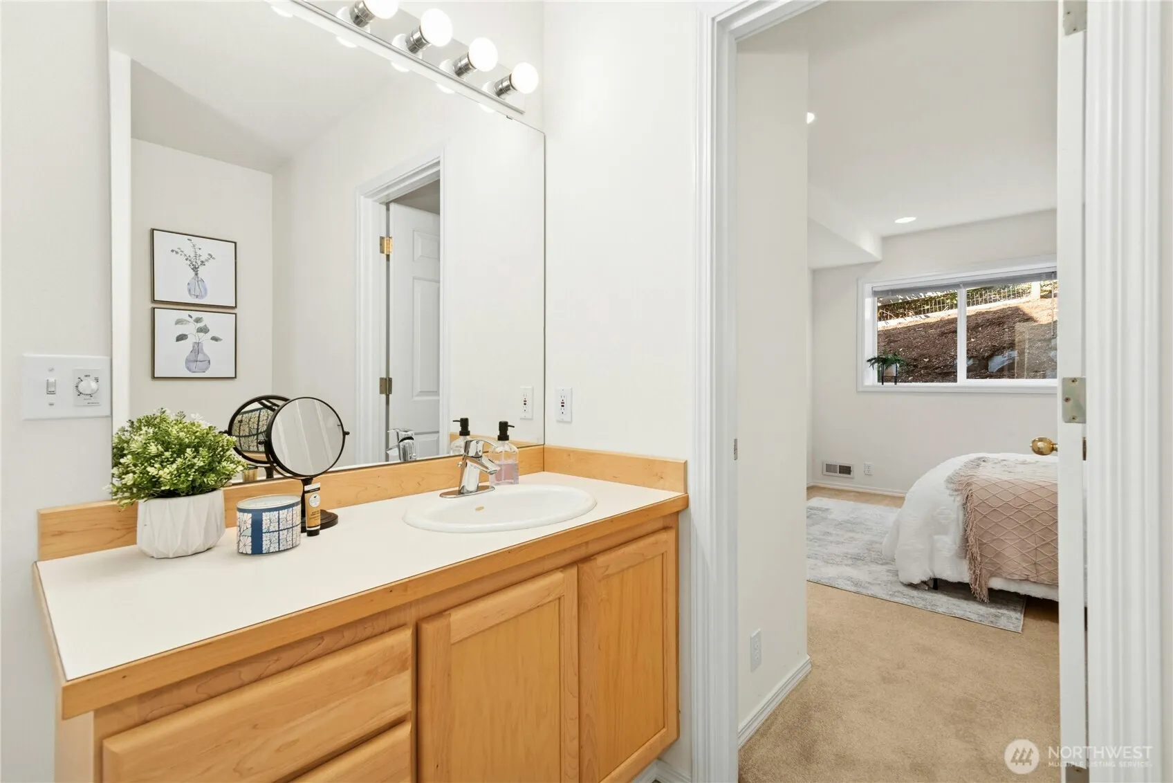 23621 7th Avenue W, Bothell, WA 98021