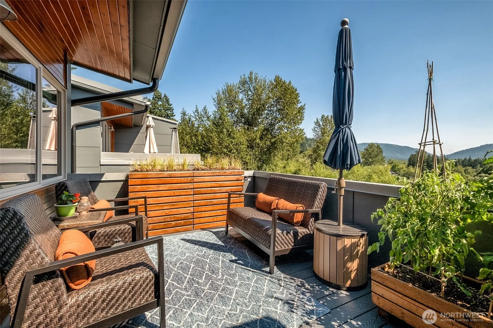 4261 213 Place SE #43, Issaquah, WA 98029-9700