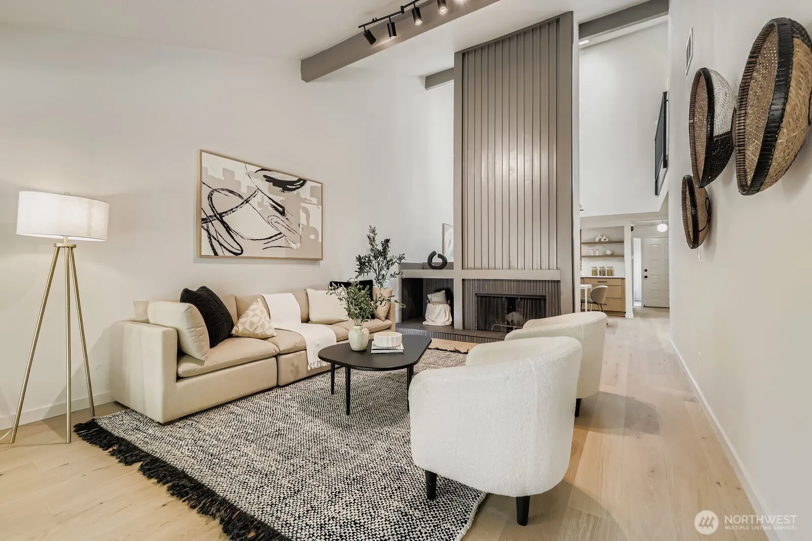 14208 NE 2nd Place , Bellevue, WA 98007