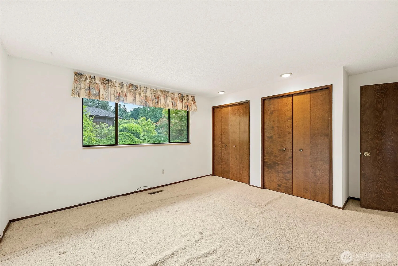 24324 138th Avenue SE, Kent, WA 98042