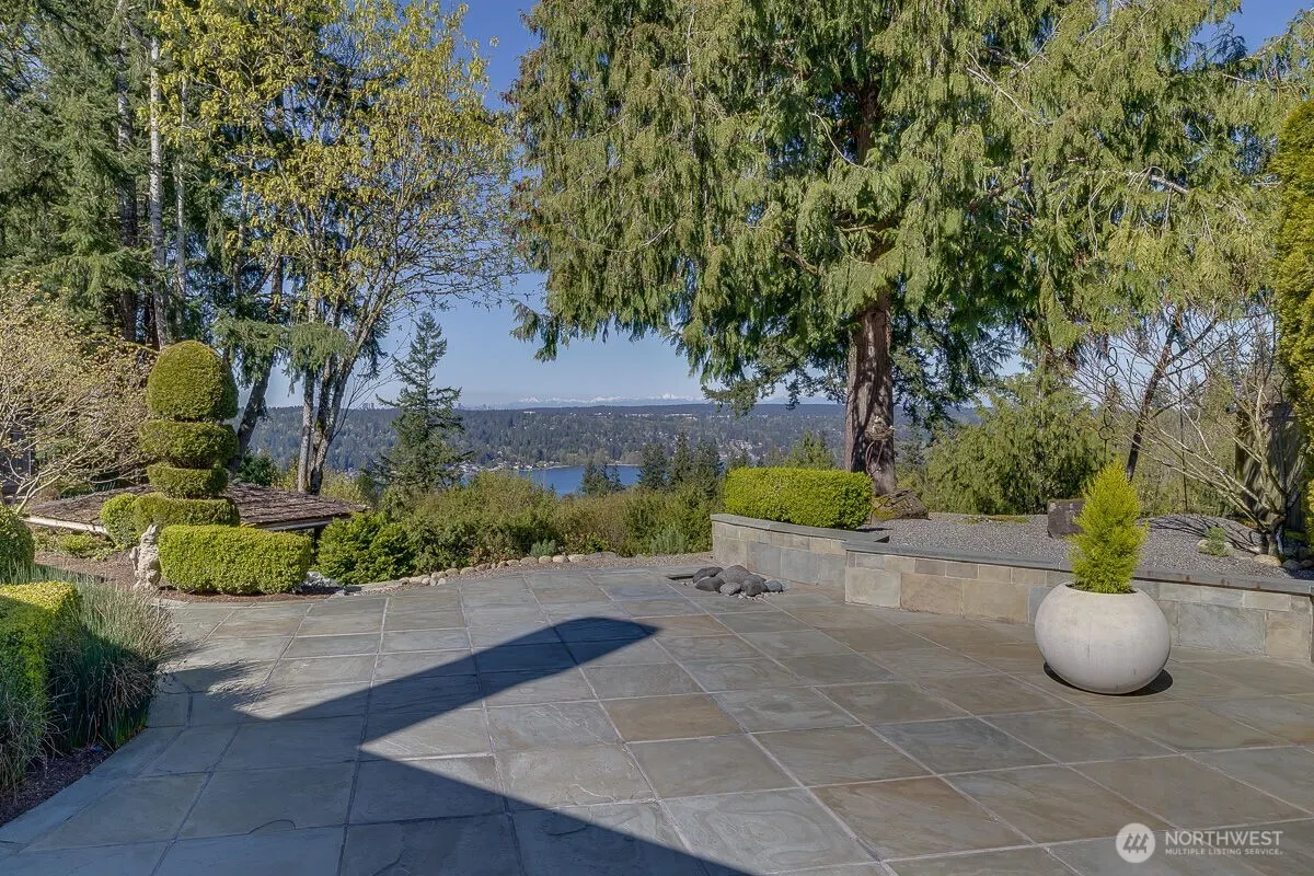 20230 NE 38th Court , Sammamish, WA 98074