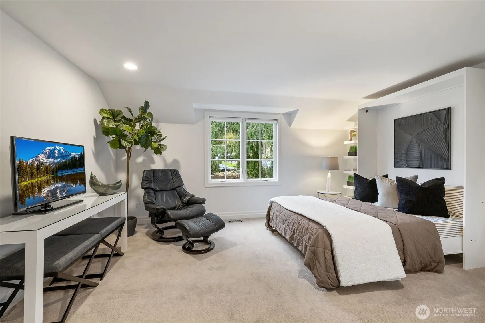 20230 NE 38th Court , Sammamish, WA 98074