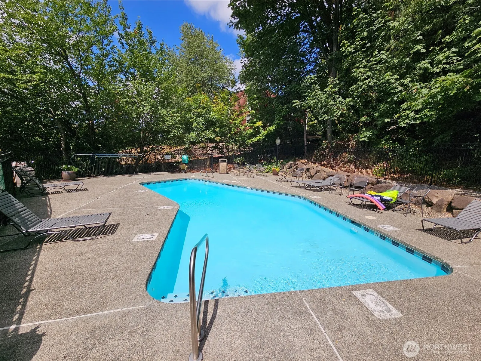 16101 Bothell Everett Hwy #D103, Mill Creek, WA 98012