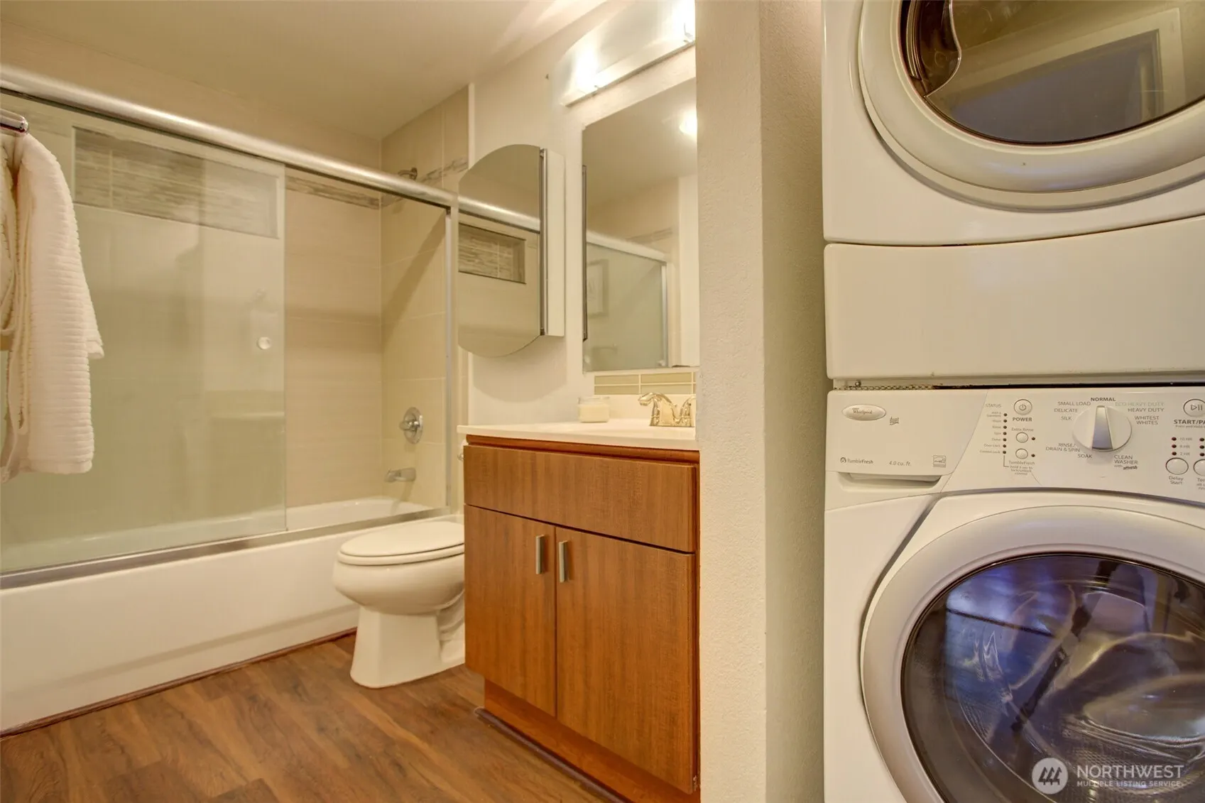 16101 Bothell Everett Hwy #D103, Mill Creek, WA 98012