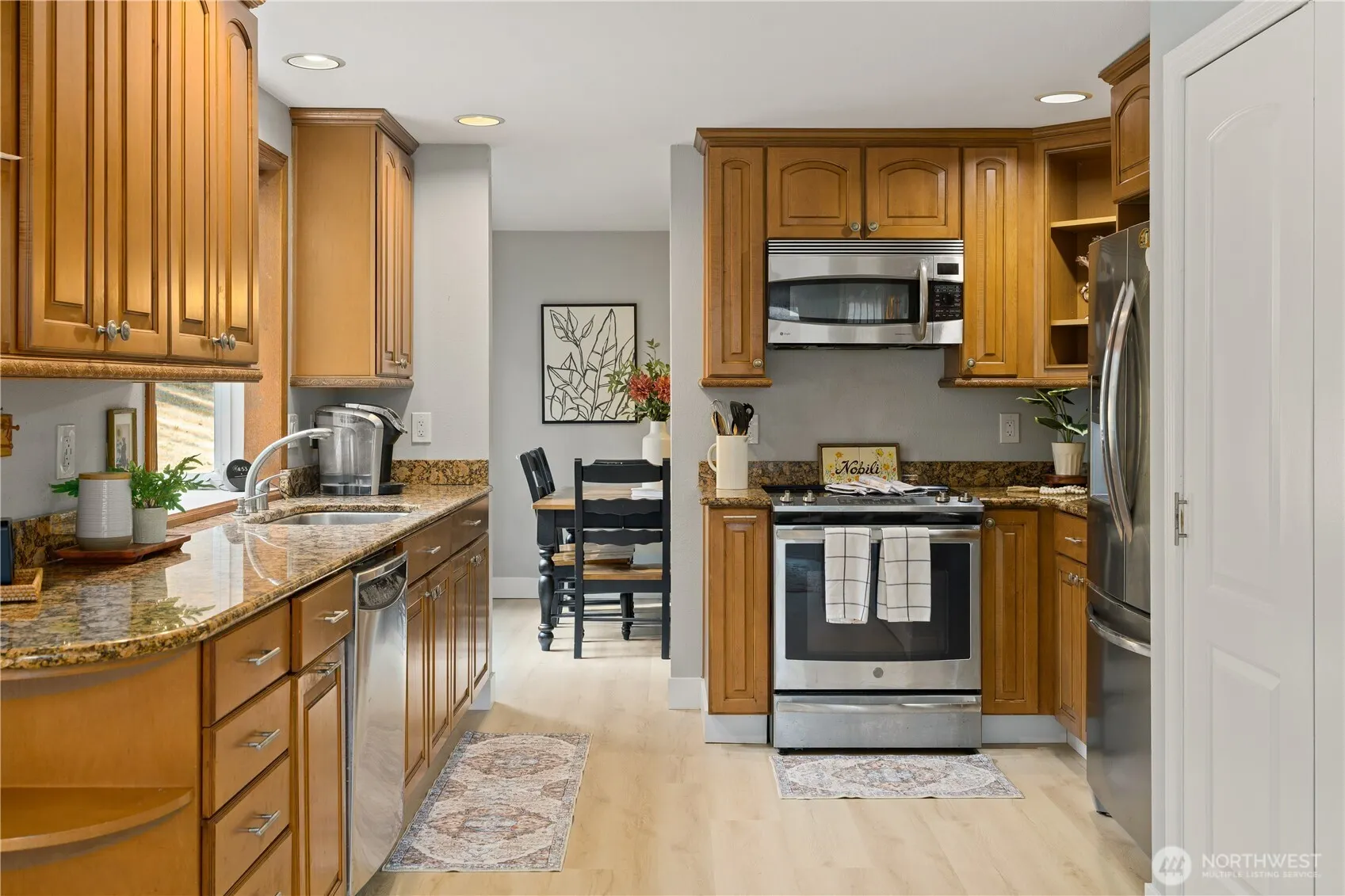 29521 215th Avenue SE, Kent, WA 98042