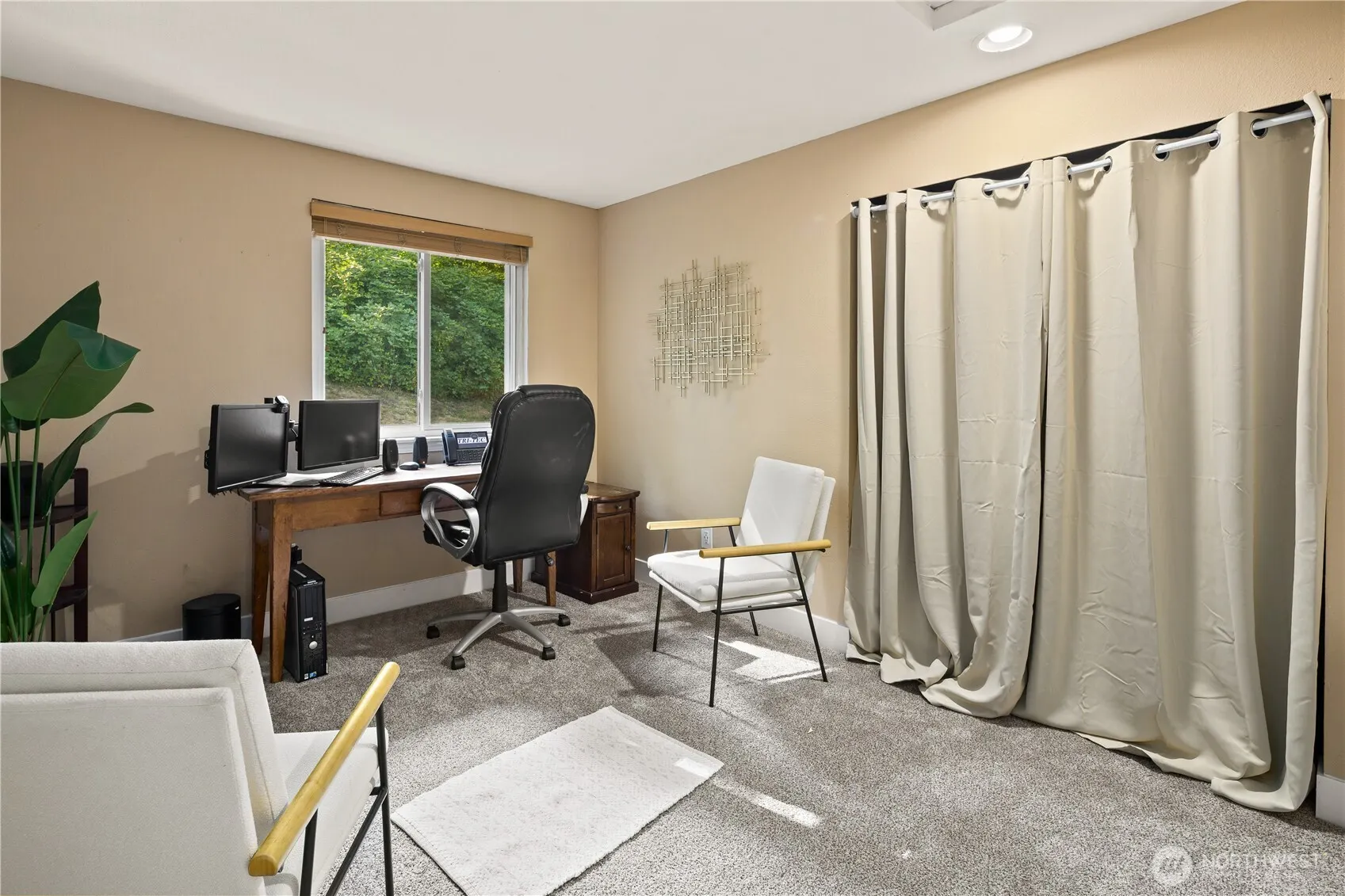 29521 215th Avenue SE, Kent, WA 98042