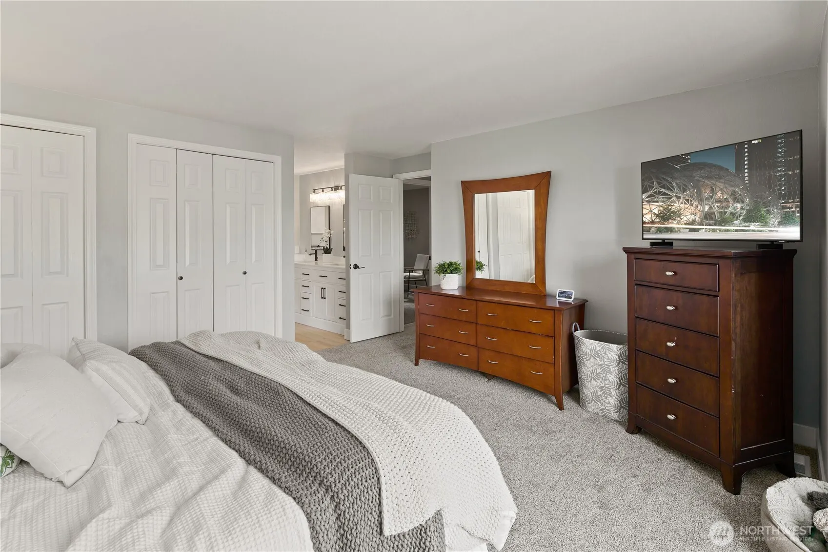 29521 215th Avenue SE, Kent, WA 98042