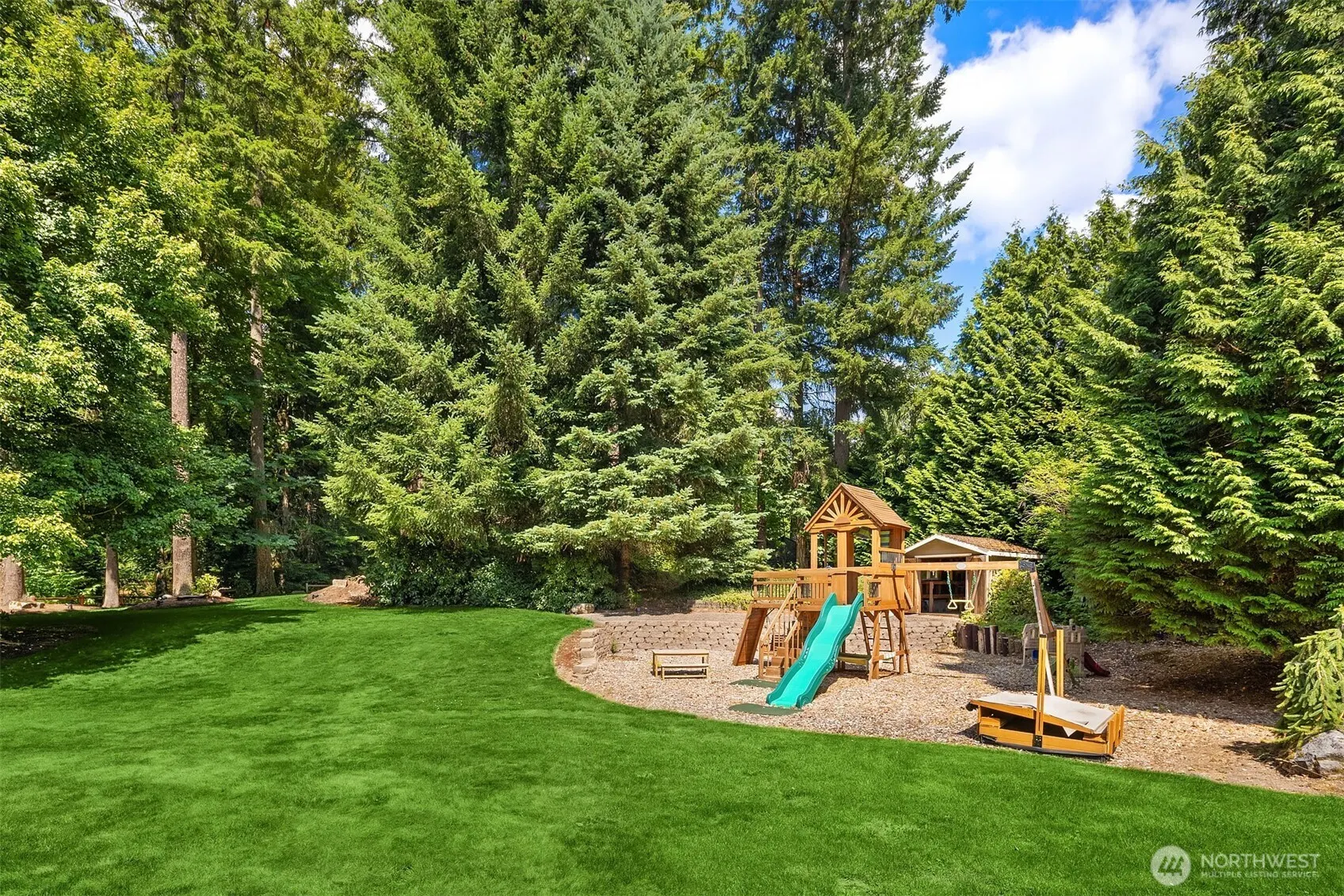 20546 NE 126th Way , Woodinville, WA 98077